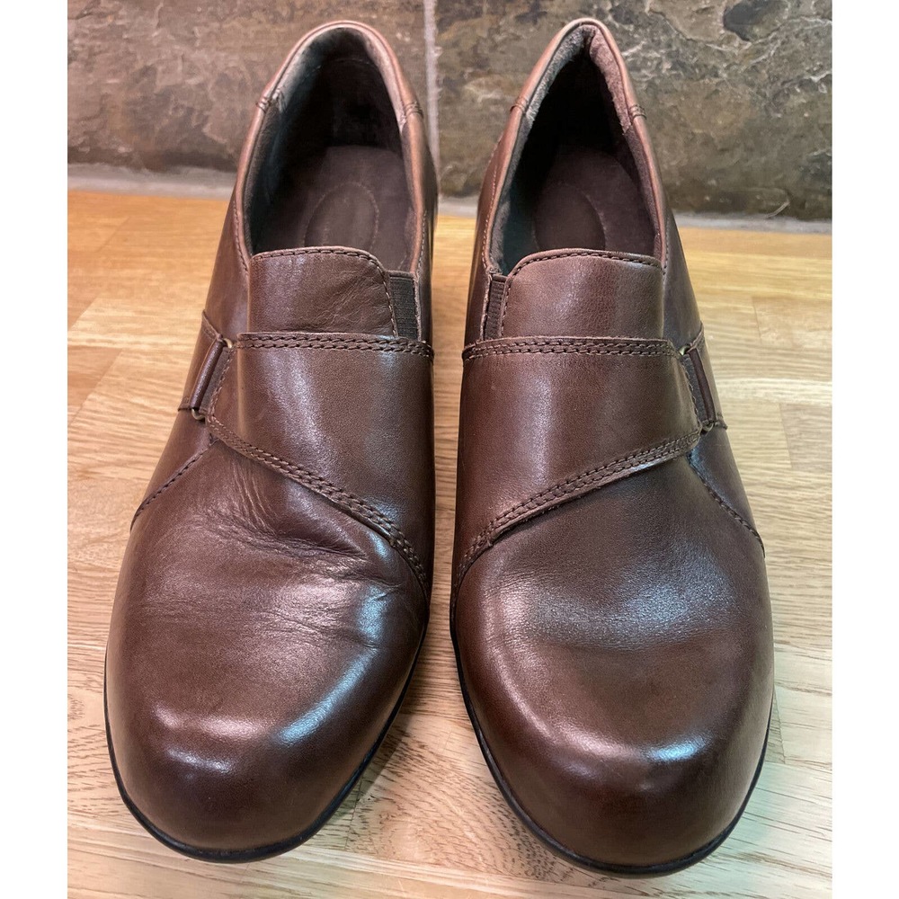 Clarks Bendables Shoes Womens 10 M Heels Slip On Loafers 62729 Brown Leather